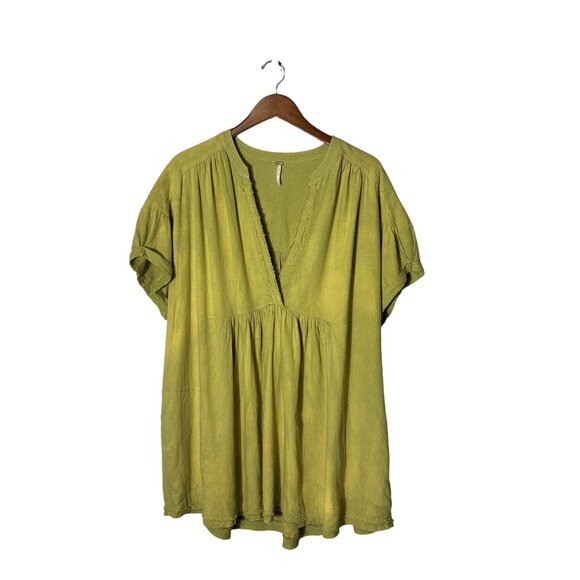 Free People Get Away With Me Tunic in Frosted Fern V-Neck Short Sleeve - XL - Picture 3 of 14